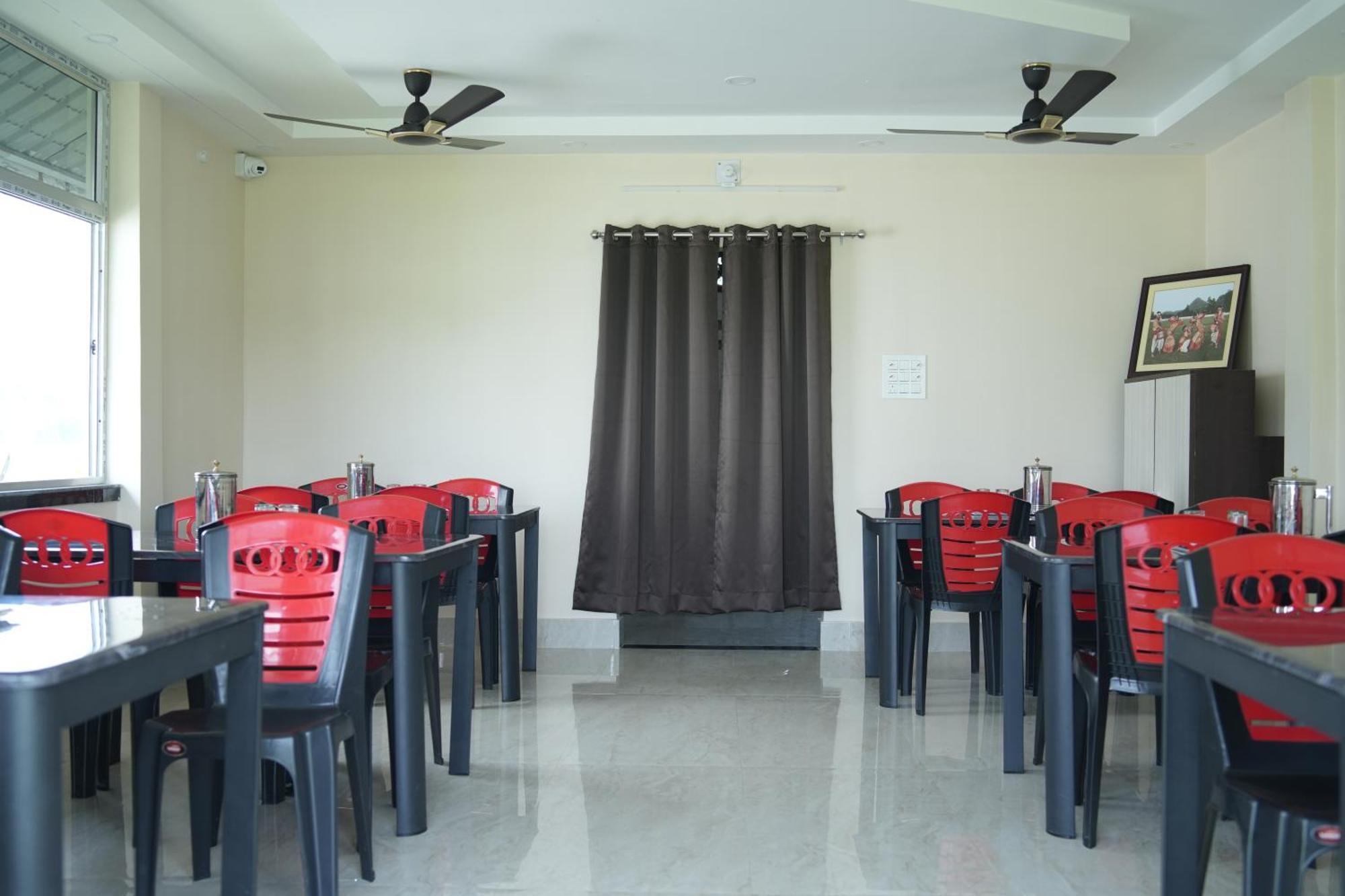 Queen Of Dooars Eco Resort Chalsa Ngoại thất bức ảnh