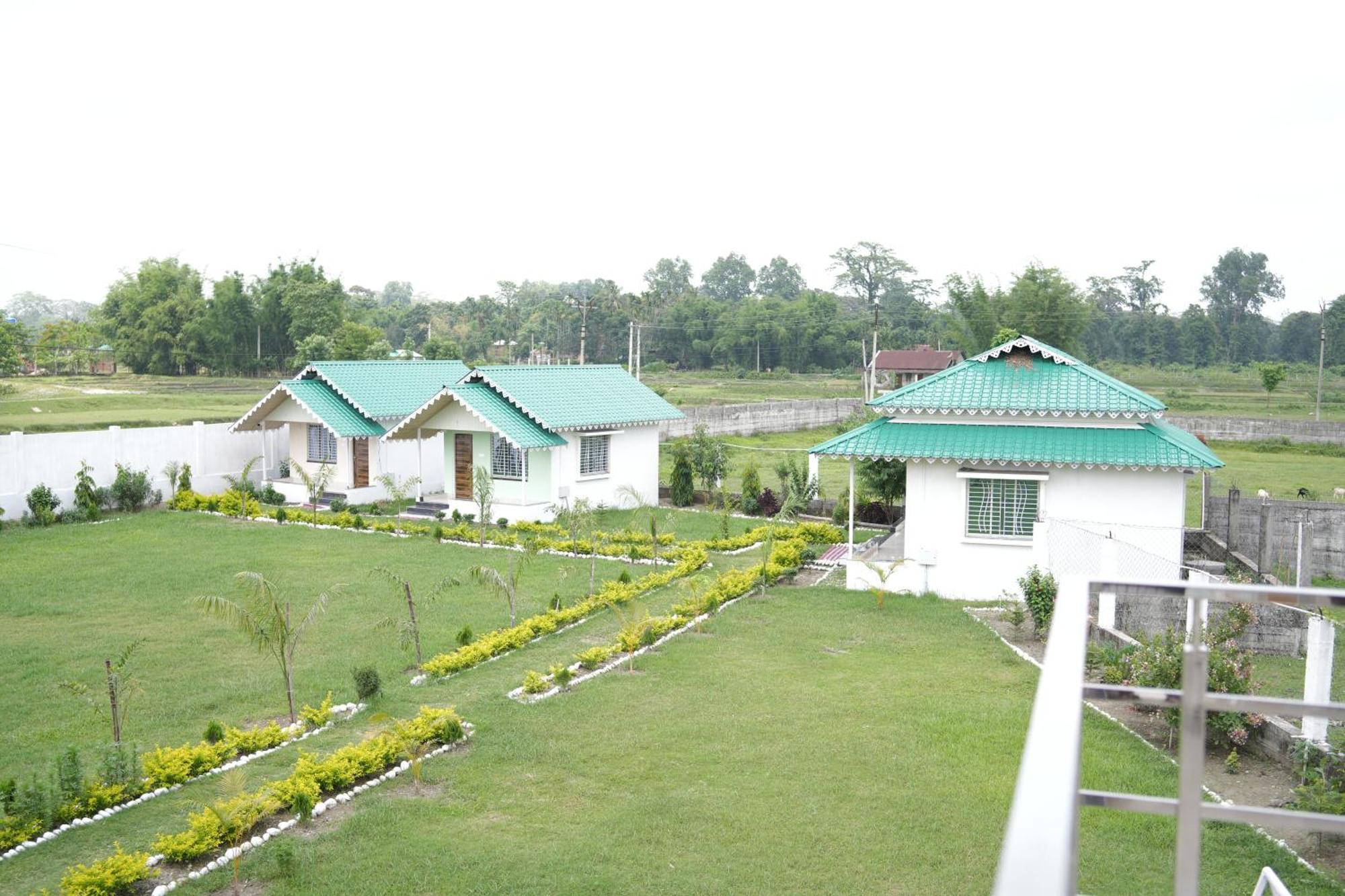 Queen Of Dooars Eco Resort Chalsa Ngoại thất bức ảnh